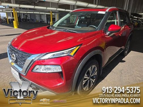 Used 2022 Nissan Rogue SV w/ SV Premium Package FWD image 1