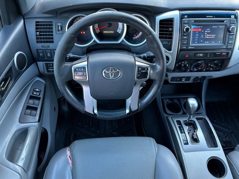 Used 2012 Toyota Tacoma 4x4 Double Cab image 18