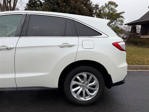 Used 2016 Acura RDX FWD w/ Technology Package image 12