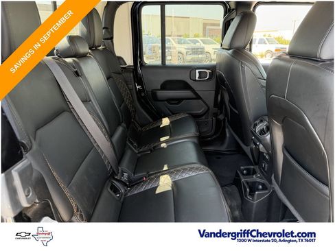 Used 2023 Jeep Gladiator Overland AWD/4WD image 27