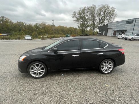 Used 2015 Nissan Sentra S image 3