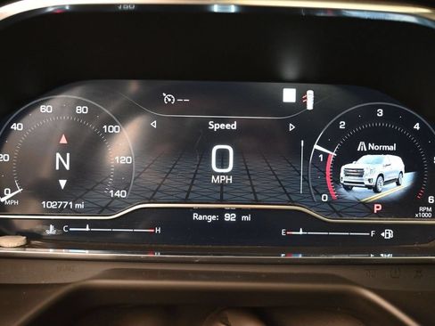 Used 2022 GMC Yukon SLT w/ SLT Premium Package RWD image 6