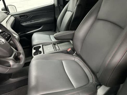 Certified 2026 Honda Odyssey Sport-L image 10