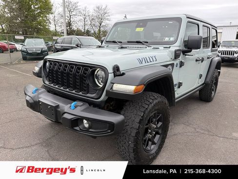 Used 2024 Jeep Wrangler Unlimited AWD/4WD image 1