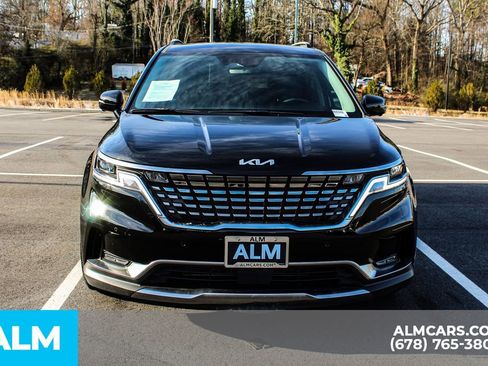 Used 2024 Kia Carnival SX image 9