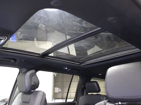 New 2025 Jeep Wagoneer L Series II image 25