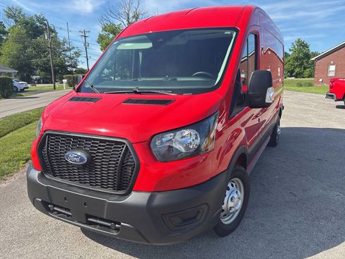 Used 2023 Ford Transit 250 Medium Roof AWD image 4