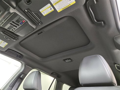 New 2026 Subaru Outback Limited XT image 9