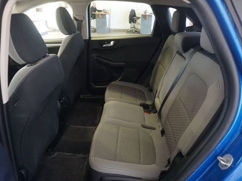 Used 2020 Ford Escape SE image 19