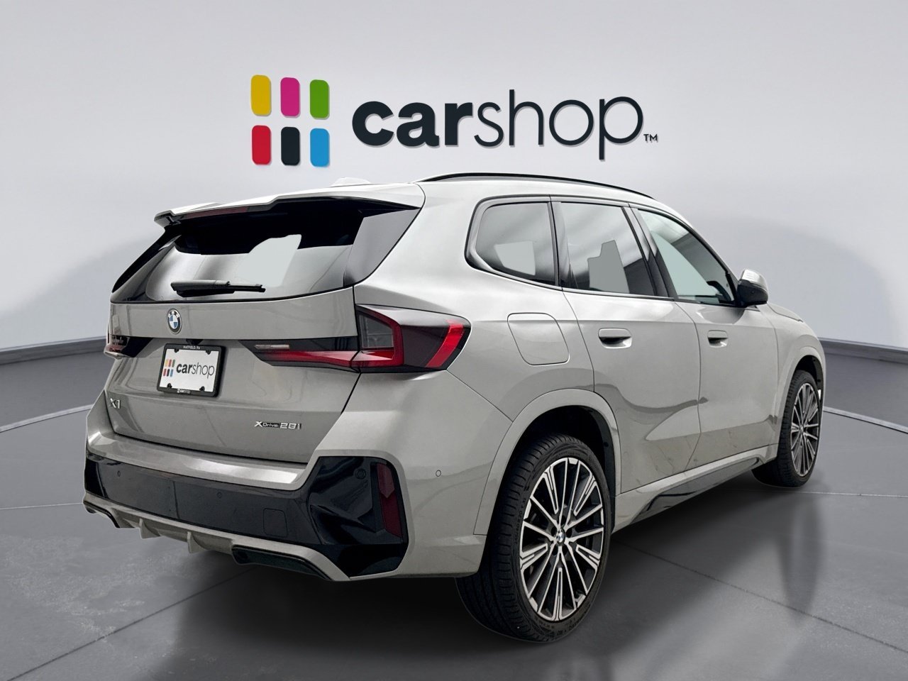 Used 2025 BMW X1 xDrive28i w/ Premium Package AWD/4WD image 5