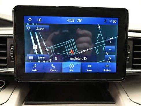 Used 2023 Ford Explorer XLT w/ Equipment Group 202A RWD image 12