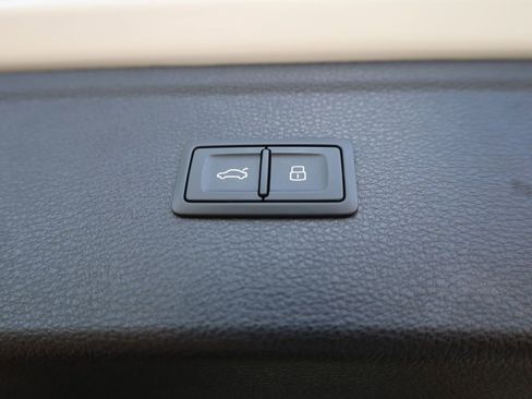 Used 2024 Audi Q5 2.0T Premium Plus image 25