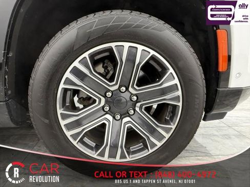 Used 2023 Jeep Wagoneer L Series II image 12