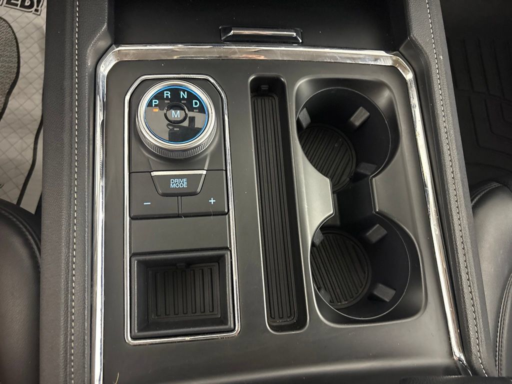 Used 2023 Ford Expedition XLT RWD image 28