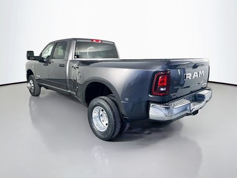New 2026 RAM 3500 Big Horn AWD/4WD image 5