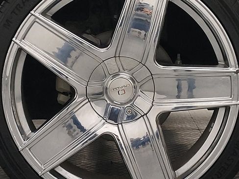 Used 2021 Chevrolet Equinox LT image 31