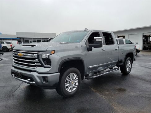 Certified 2024 Chevrolet Silverado 2500 High Country w/ Technology Package image 10