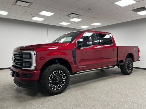 Used 2025 Ford F350 Platinum AWD/4WD image 6