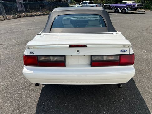 Used 1993 Ford Mustang LX RWD image 20