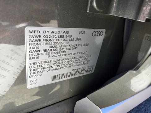 Certified 2025 Audi Q5 2.0T Premium Plus w/ Premium Plus Package image 12