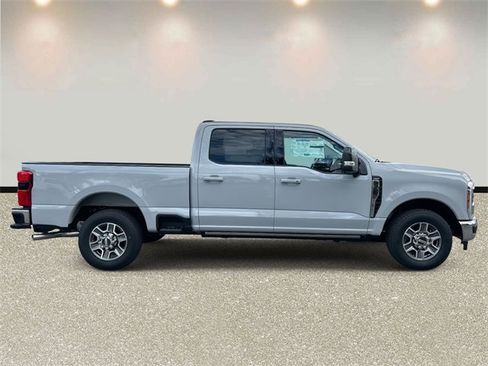 New 2026 Ford F350 Lariat image 4