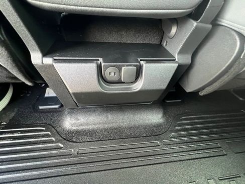 New 2026 Ford F350 XL w/ XL Chrome Package image 17