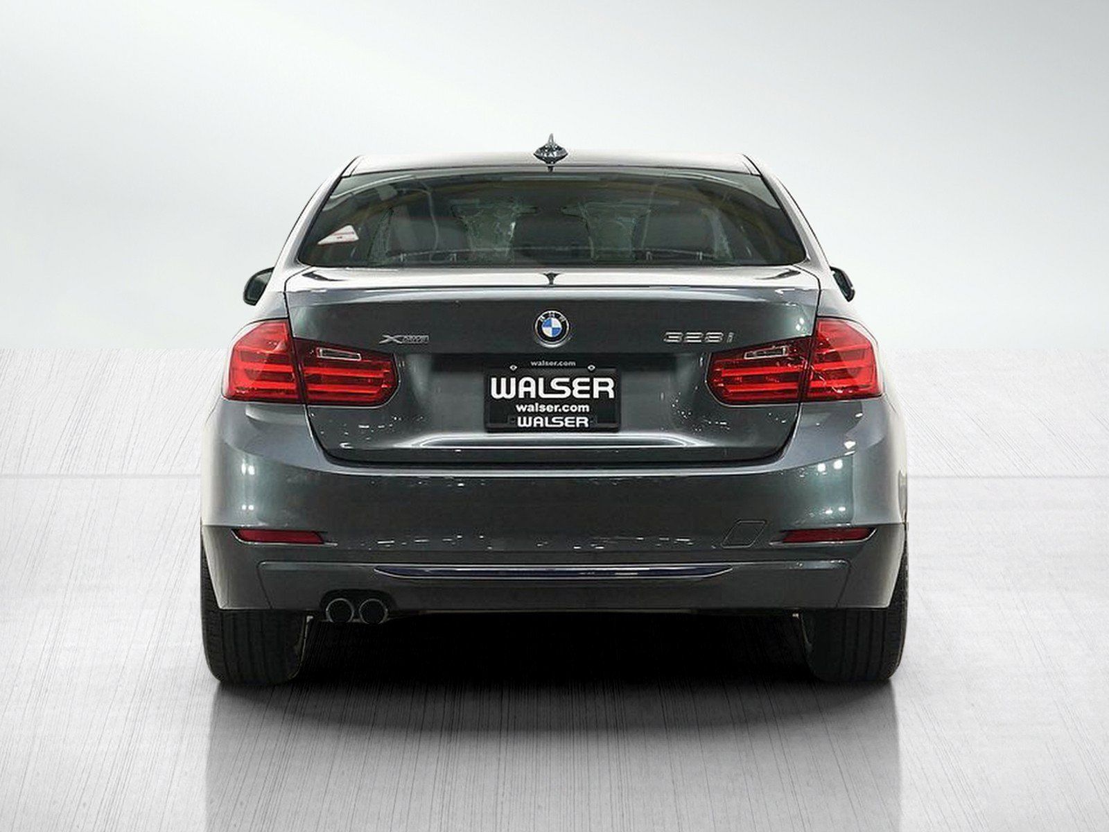 Used 2014 BMW 328i xDrive Sedan AWD/4WD image 4