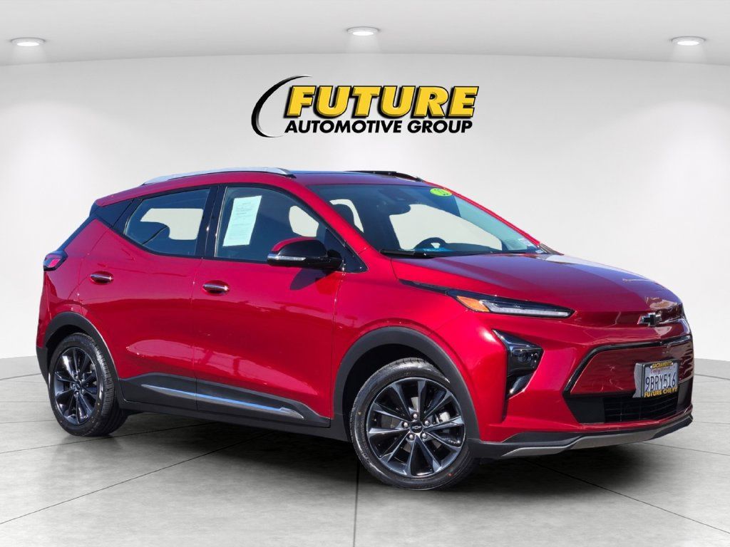 Used 2022 Chevrolet Bolt EUV Premier w/ Launch Edition FWD image 1