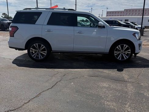 Used 2020 Ford Expedition Limited w/ Equipment Group 302A AWD/4WD image 3