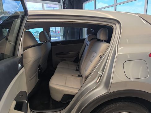 Used 2020 Kia Sportage LX w/ LX Popular Package FWD image 30