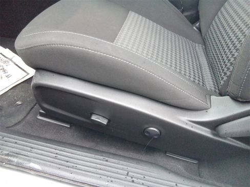 Used 2023 Dodge Challenger R/T w/ Blacktop Package image 12