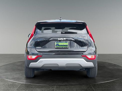 Used 2025 Kia Niro LX FWD image 8