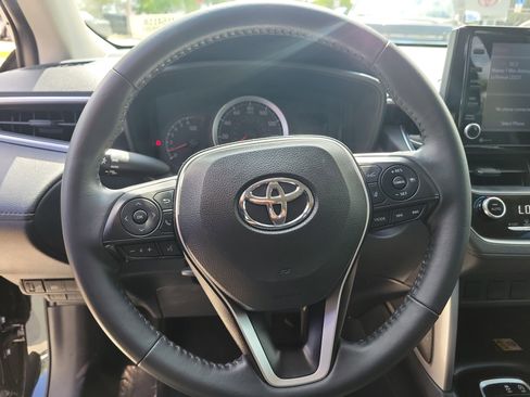 Certified 2022 Toyota Corolla Cross LE FWD image 26