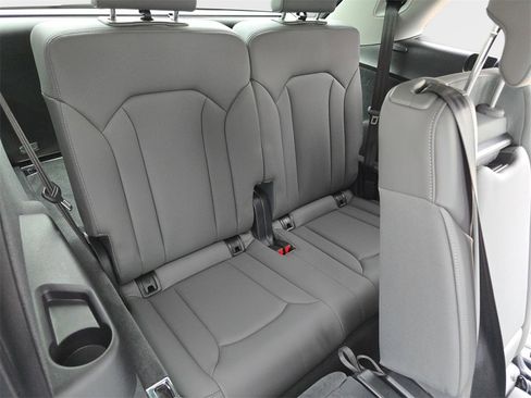 Used 2026 Audi Q7 3.0T Premium Plus w/ Premium Plus Package image 17
