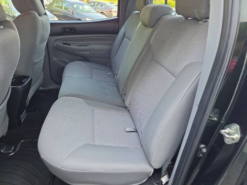 Used 2014 Toyota Tacoma 4x4 Double Cab w/ TRD Sport Package image 12