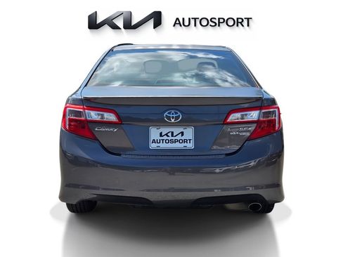 Used 2013 Toyota Camry SE FWD image 26