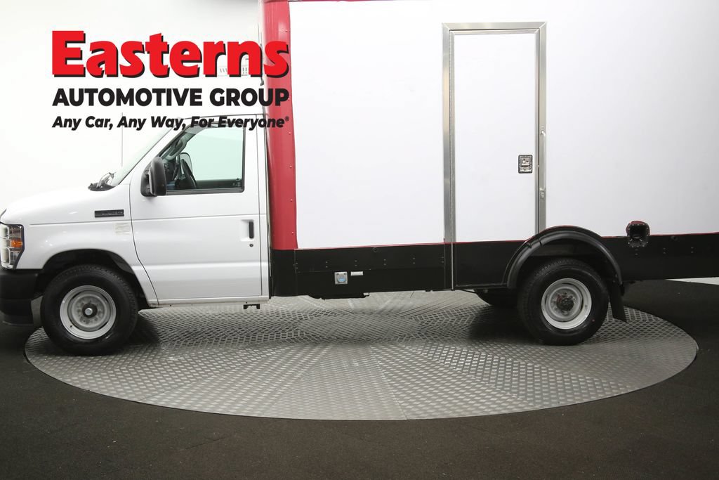 Used 2023 Ford E-350 and Econoline 350 Super Duty w/ Power Windows & Locks Group RWD image 59