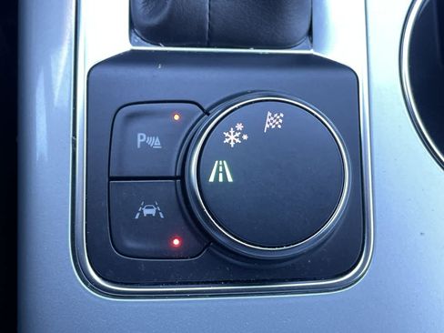 Used 2025 Chevrolet Blazer LT w/ Convenience Package image 28