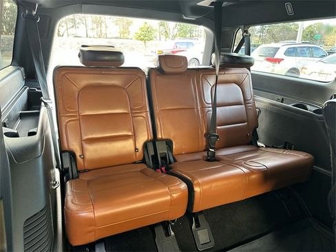 Used 2021 Lincoln Navigator L Reserve w/ Luxury Package image 26