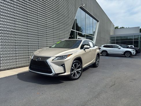 Used 2019 Lexus RX 350 FWD w/ Premium Package image 2