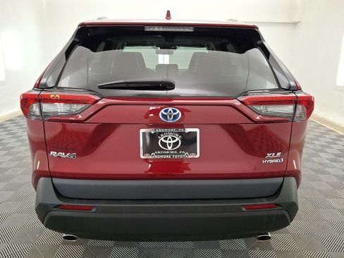 Certified 2023 Toyota RAV4 XLE Premium AWD/4WD image 15