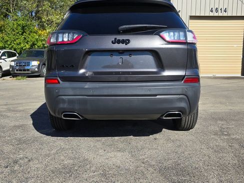 Used 2019 Jeep Cherokee Latitude Plus image 37