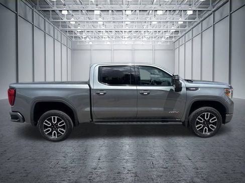 Used 2021 GMC Sierra 1500 AT4 w/ Technology Package AWD/4WD image 6