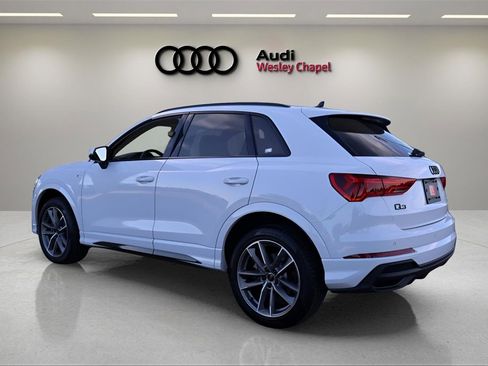 New 2025 Audi Q3 2.0T Premium image 3