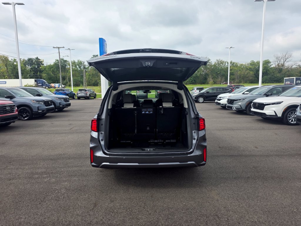 New 2027 Honda Odyssey Elite image 16