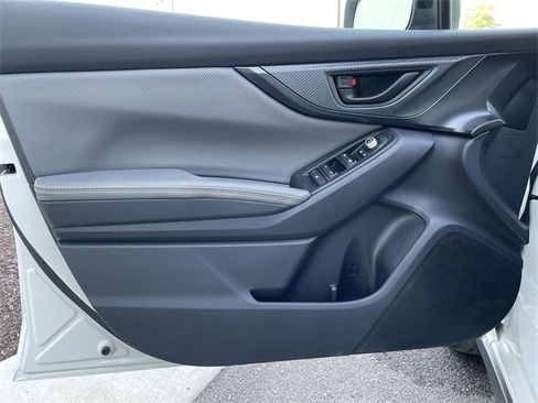 Used 2022 Subaru Crosstrek 2.5i Sport w/ Moonroof Package image 10