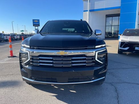 New 2026 Chevrolet Suburban Premier AWD/4WD image 7