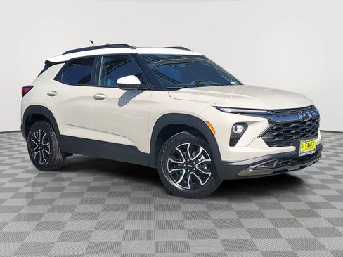 New 2026 Chevrolet TrailBlazer ACTIV w/ Convenience Package image 2