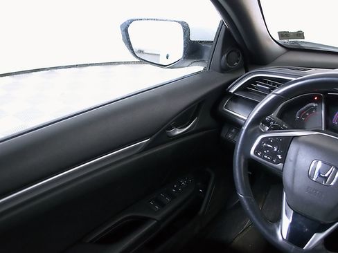 Used 2019 Honda Civic Sport image 26