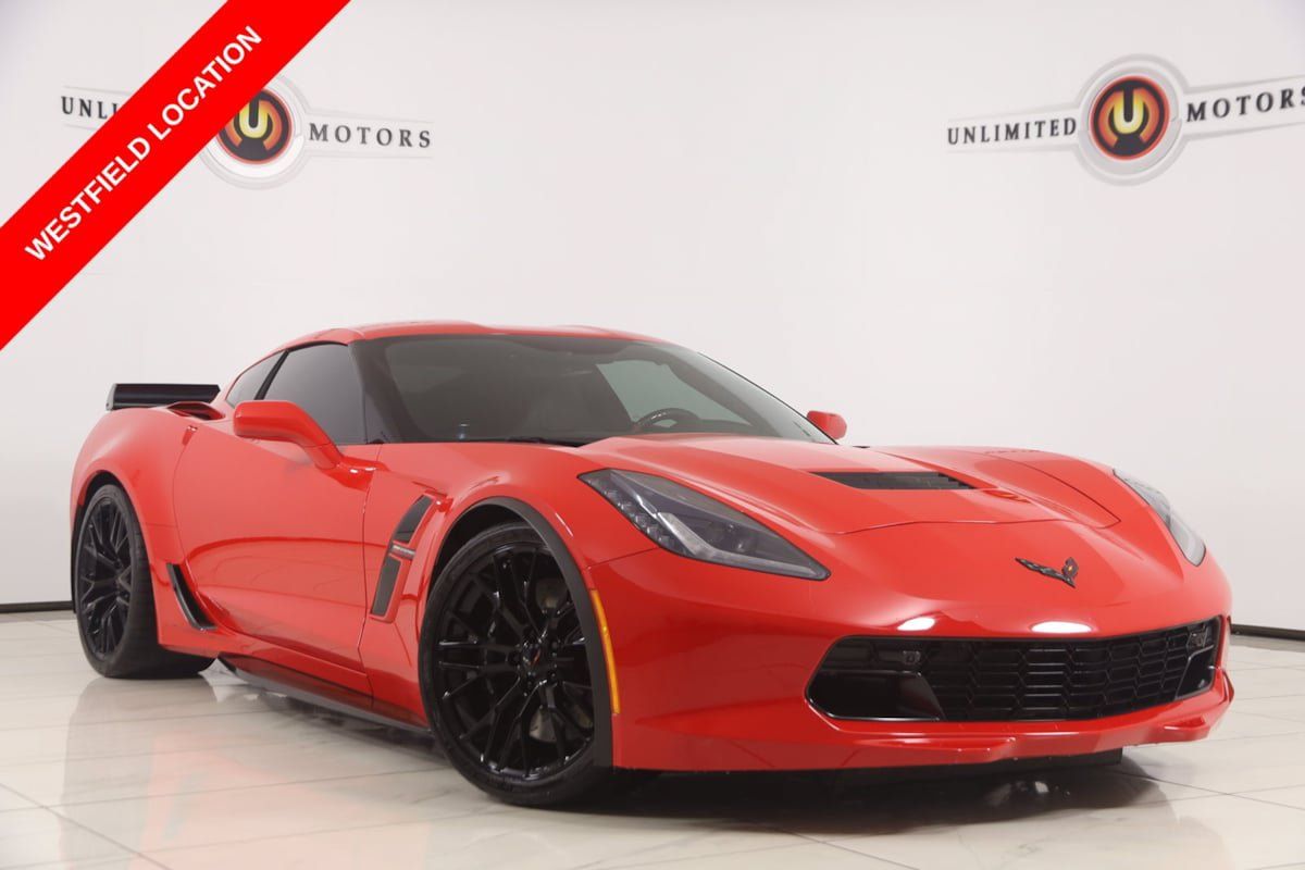 Used 2019 Chevrolet Corvette Grand Sport RWD image 1